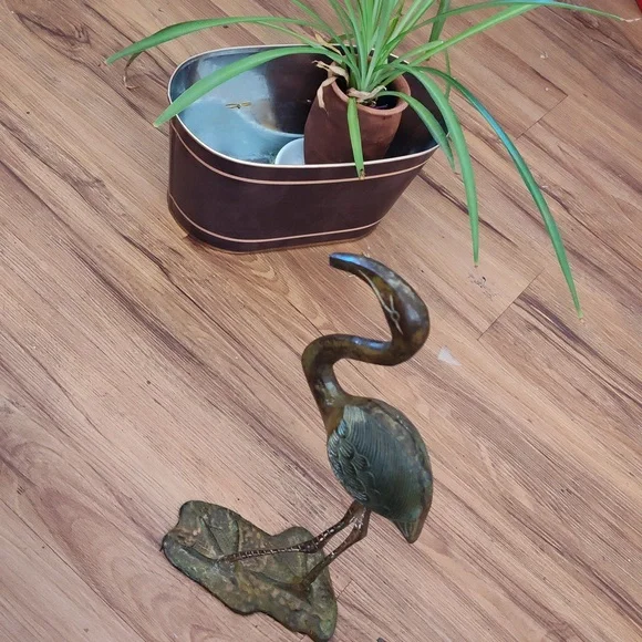 Mid- Century Vintage Solid Brass Patina Finish Heron / Crane Figurine Decor 13"+ - Picture 11 of 11